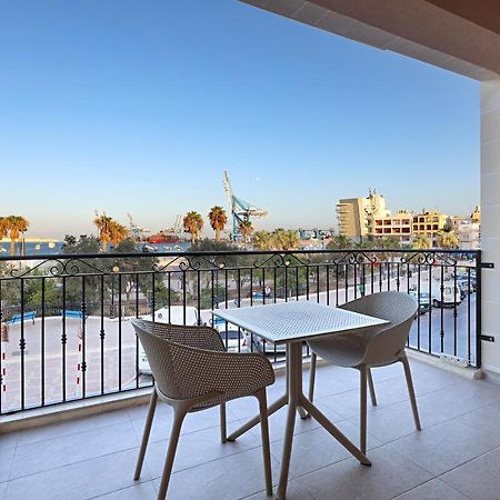 Gem Beachfront Apt With Amazing Bay And Sea Views Бирзеббуджа Экстерьер фото
